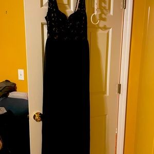 Gianni Bini black formal mini lace dress with long sheer